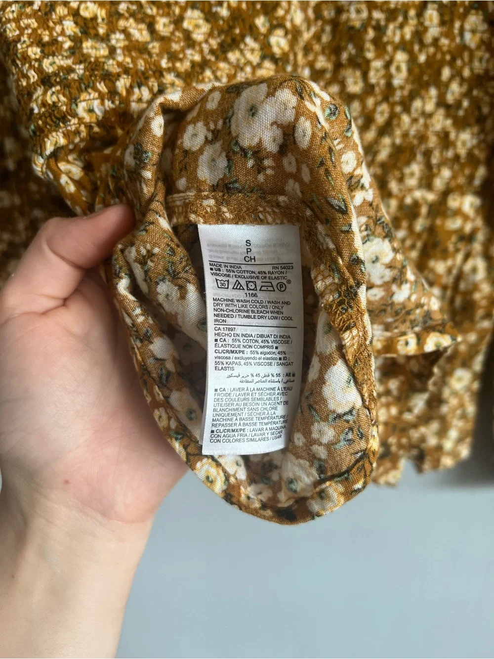Old Navy Mustard Floral Smocked Peplum V-Neck Blouse Size Small